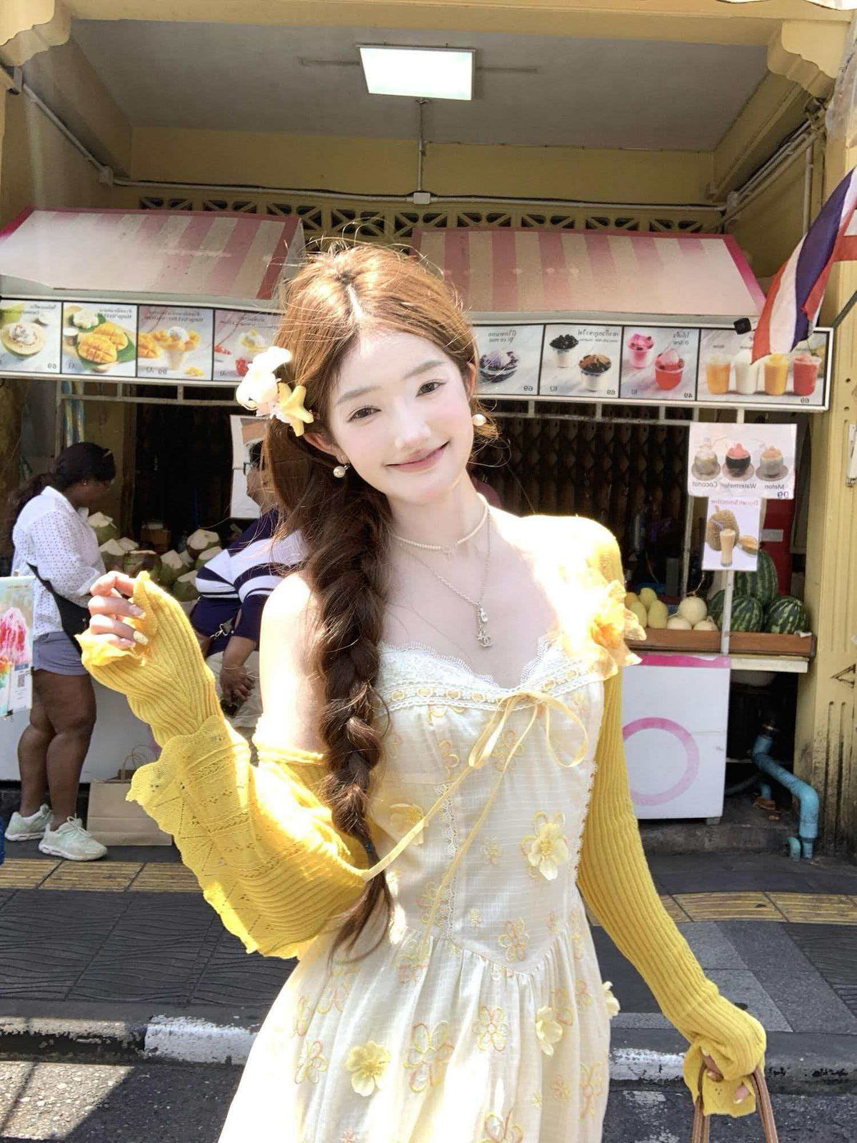 💕氛圍感度假花園黃色蕾絲吊帶碎花連衣裙+開衫