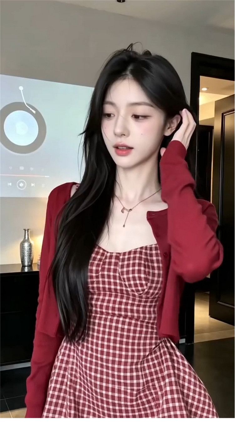💕約會顯氣色紅白格紋吊帶連身裙兩件套
