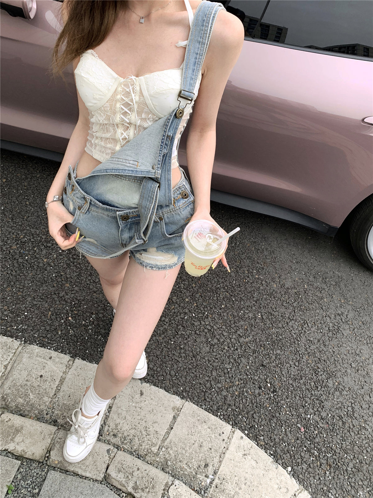 💕活潑俏皮百搭牛仔背帶短褲