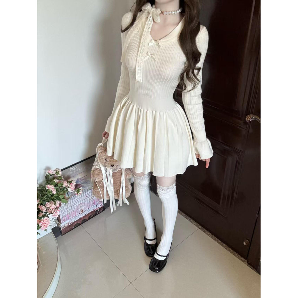 💕秋冬小個子甜美奶白V領針織連衣裙
