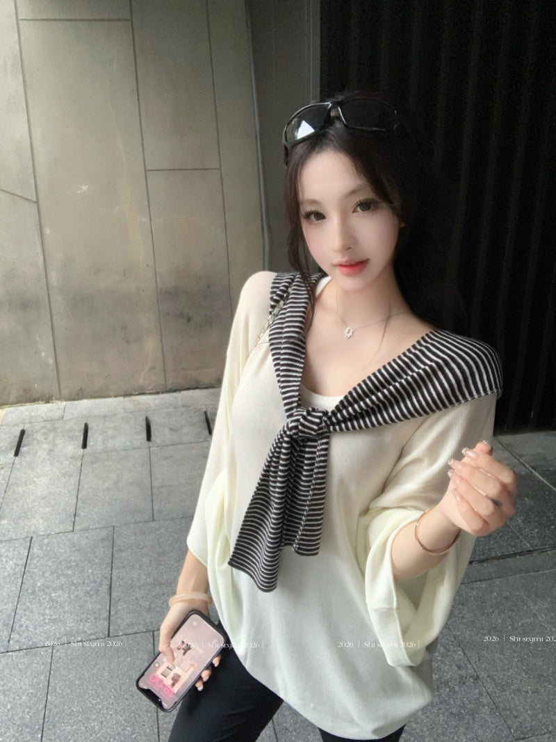💕百搭條紋披肩深U領中袖T袖+七分微喇叭瑜珈褲