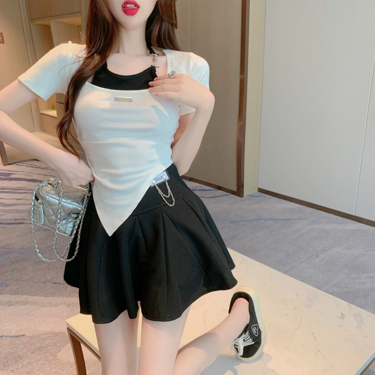 💕設計感掛脖假兩件不規則顯瘦上衣