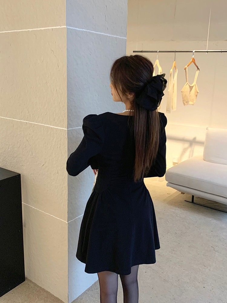 💕秋冬黑色赫本風方領小個子連衣裙
