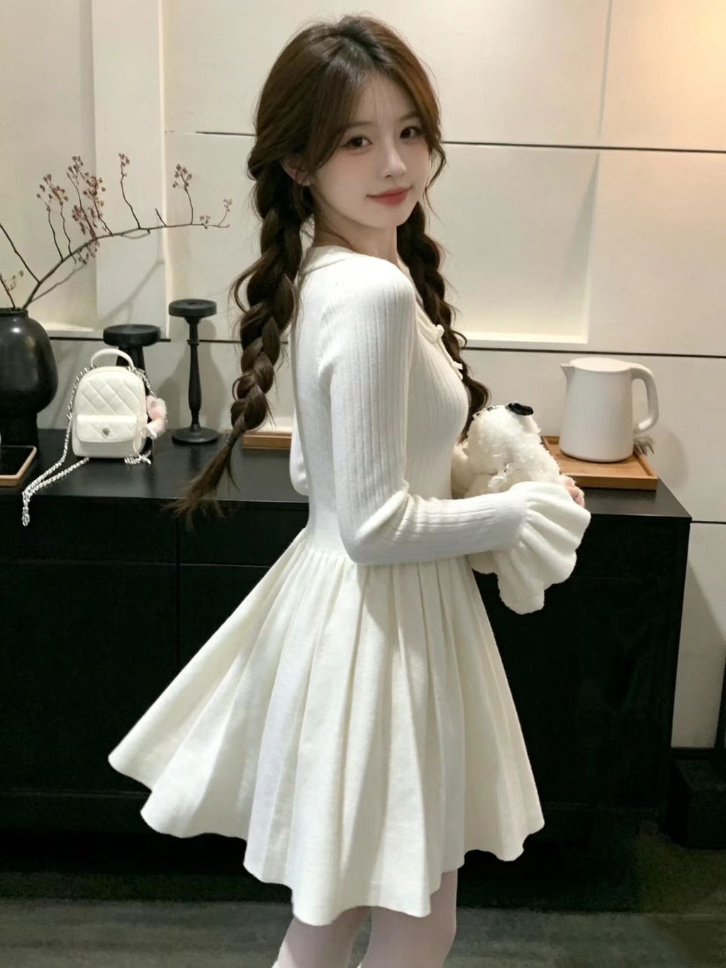 💕秋冬小個子甜美奶白V領針織連衣裙