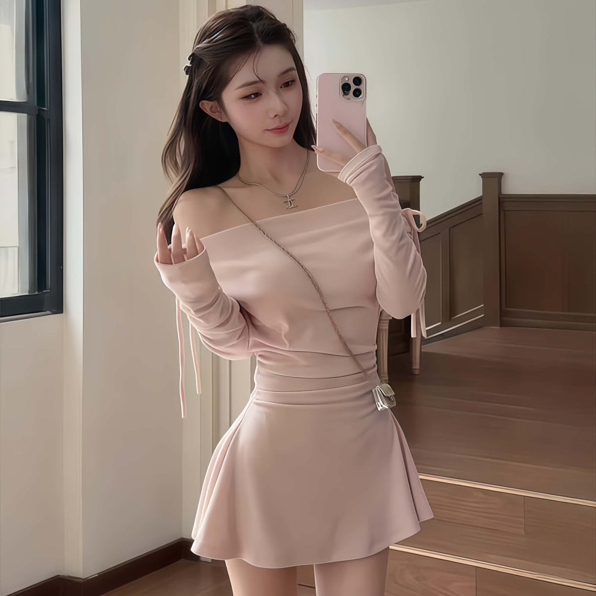 💕溫柔一字肩蝴蝶結褶皺彈力收腰連身短裙