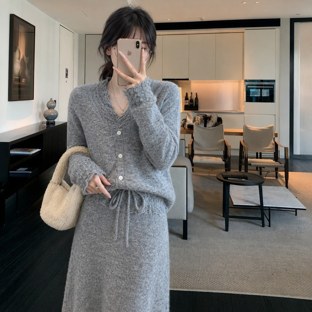 💕韓系溫柔V領長袖羊毛針織兩件套