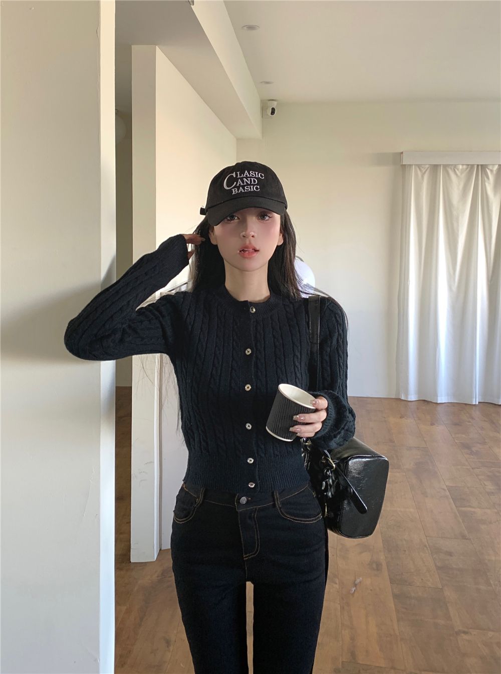 💕簡約休閒黑色短款麻花針織長袖上衣