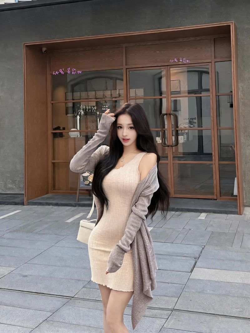 💕簡約百搭圓領吊帶收腰包臀連身裙+開衫