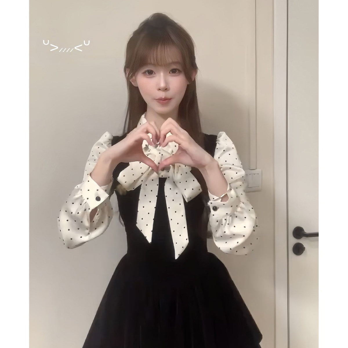 💕miu系富家千金絲絨點點收腰連衣裙