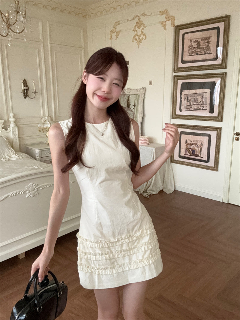 💕下擺木耳邊顯瘦背心連衣裙