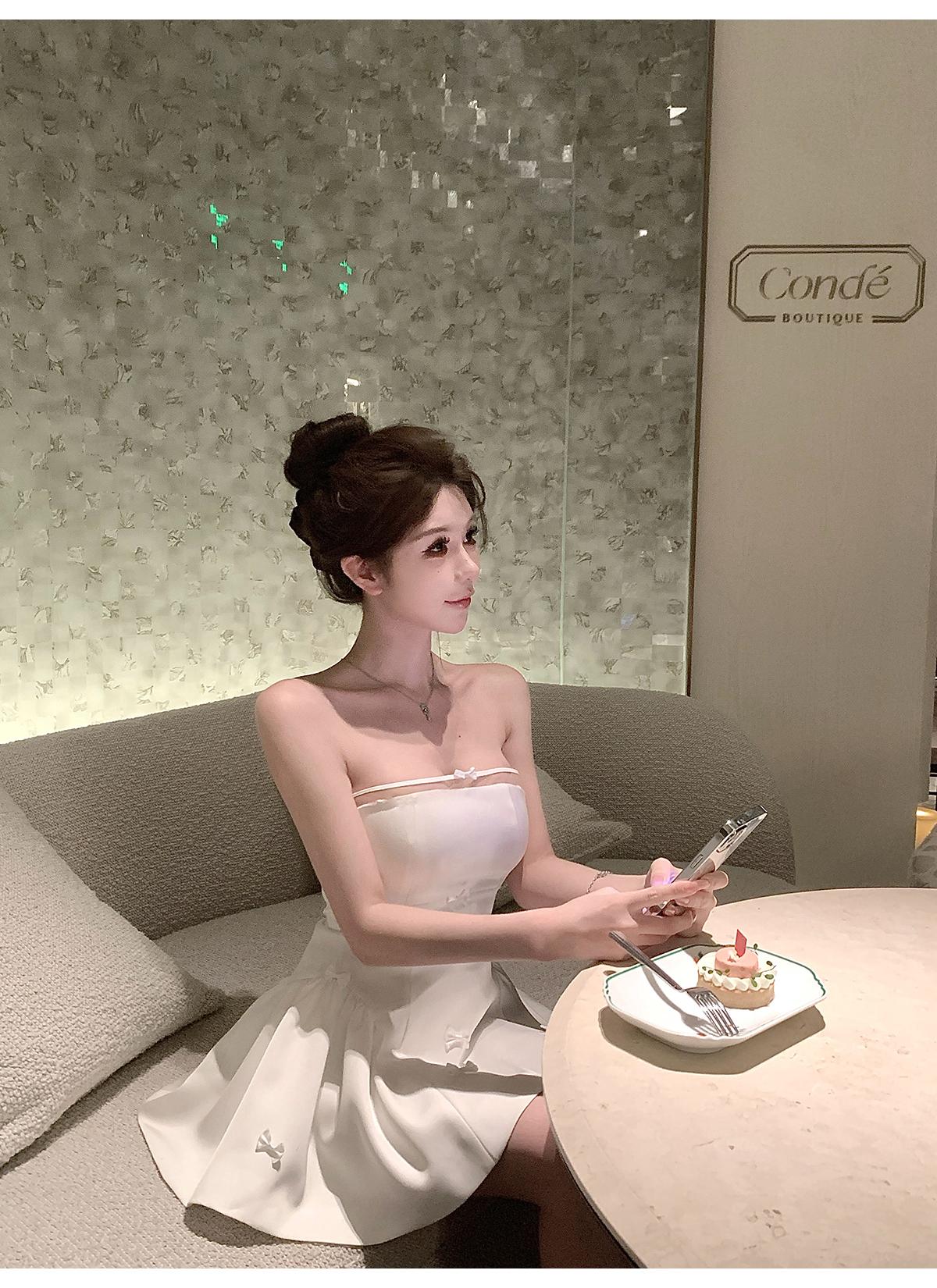 💕簡約氣質名媛緞面抹胸蝴蝶結連身裙