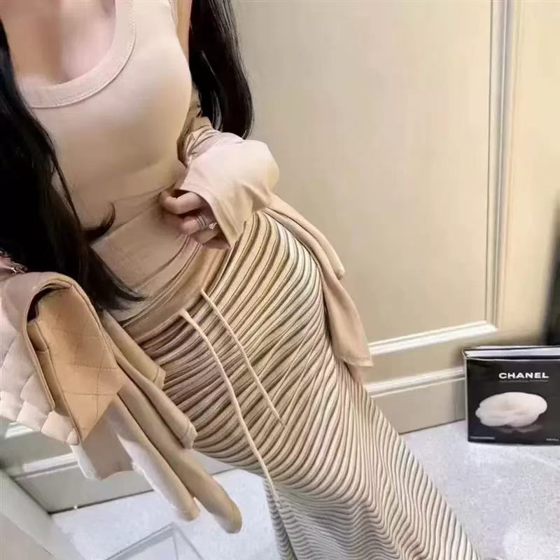 💕休閒溫柔純欲性感吊帶背心+高腰條紋長裙三件套
