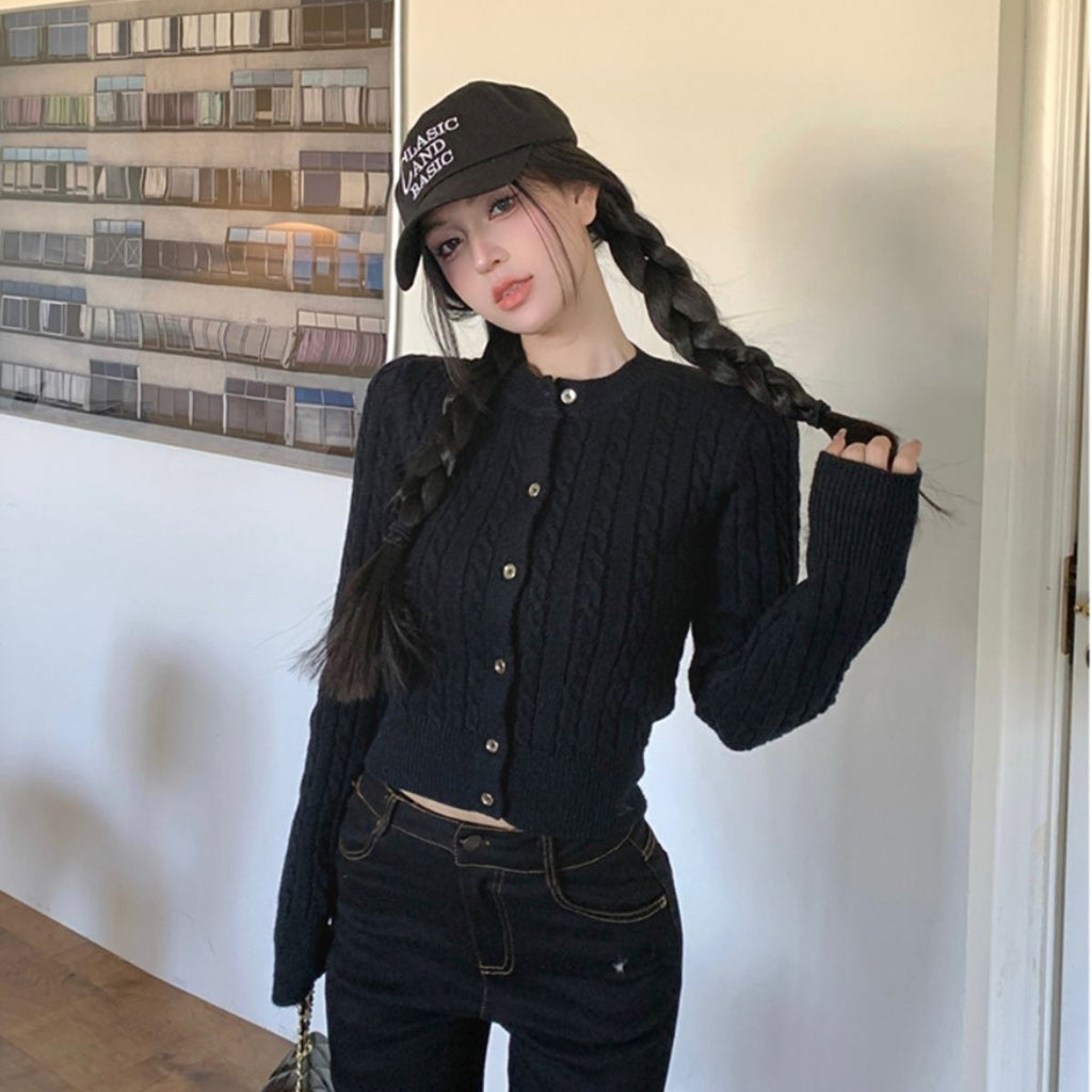 💕簡約休閒黑色短款麻花針織長袖上衣