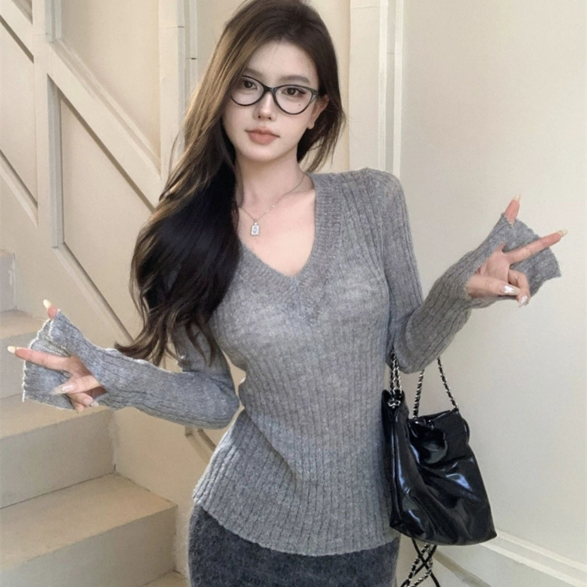 💕秋冬純欲辣妹性感V領喇叭袖上衣