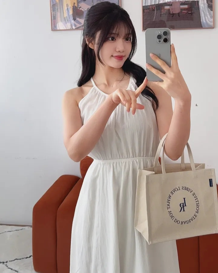 💕法式輕奢休閒簡約露背收腰無袖掛脖連衣裙