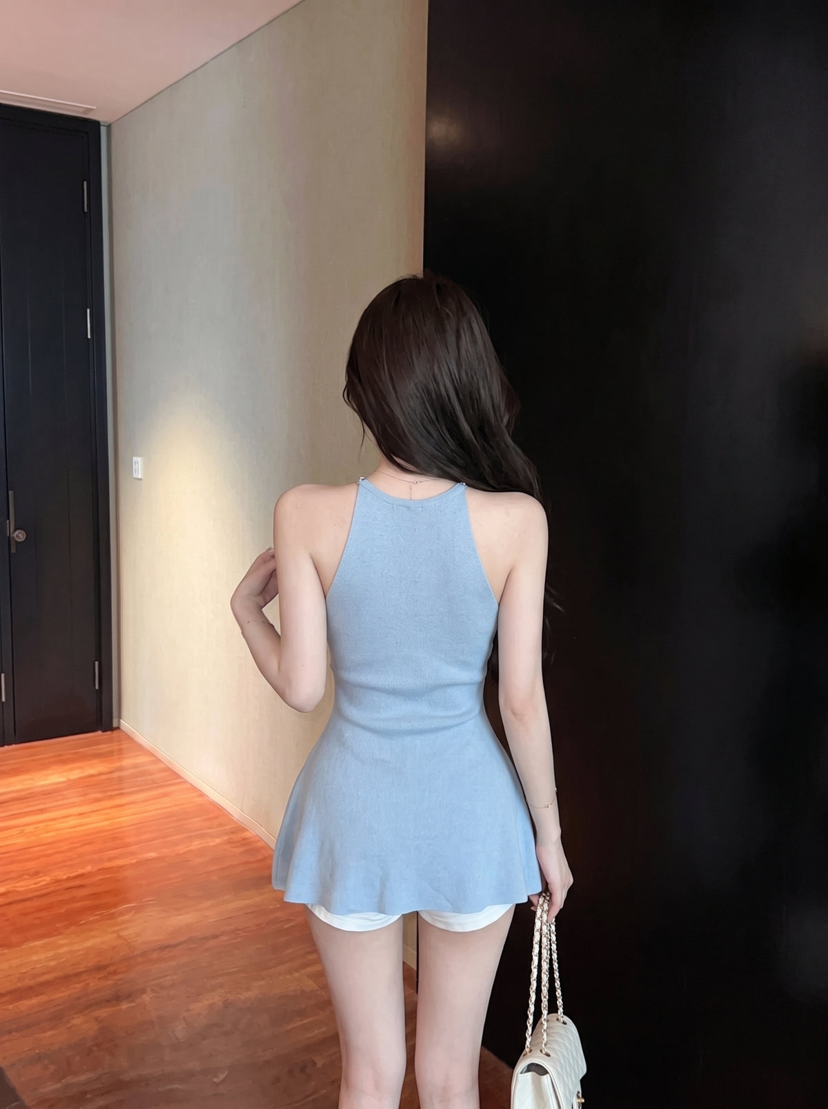 💕法式氣質重工鑲鑽掛脖針織無袖開衩收腰上衣