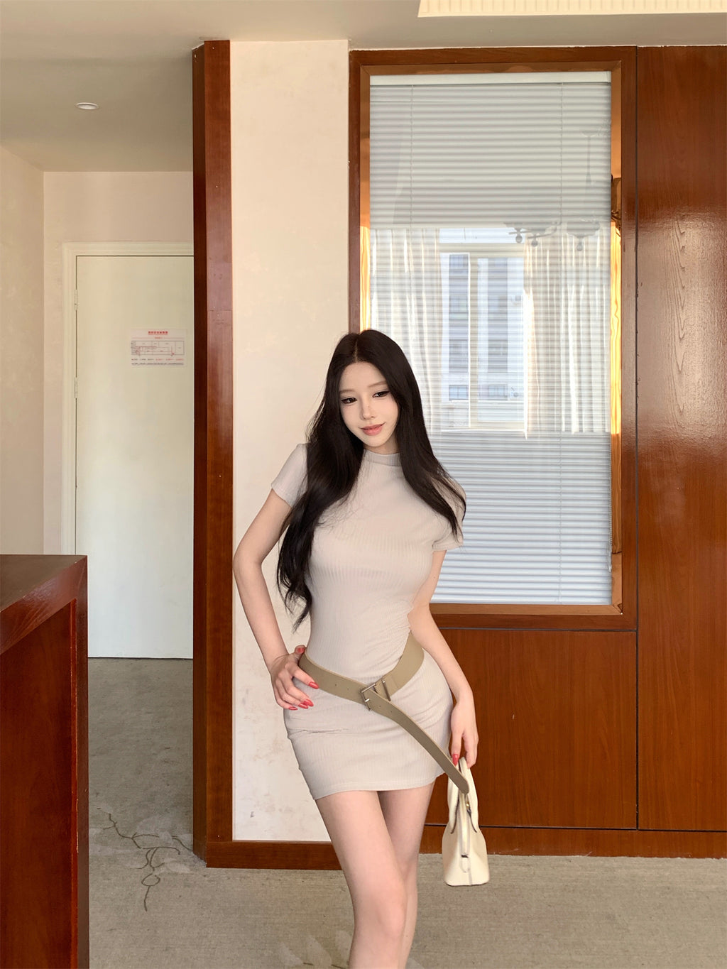 💕韓系法式高級感半高領短袖連衣裙