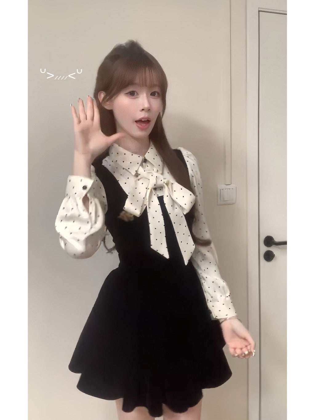 💕miu系富家千金絲絨點點收腰連衣裙