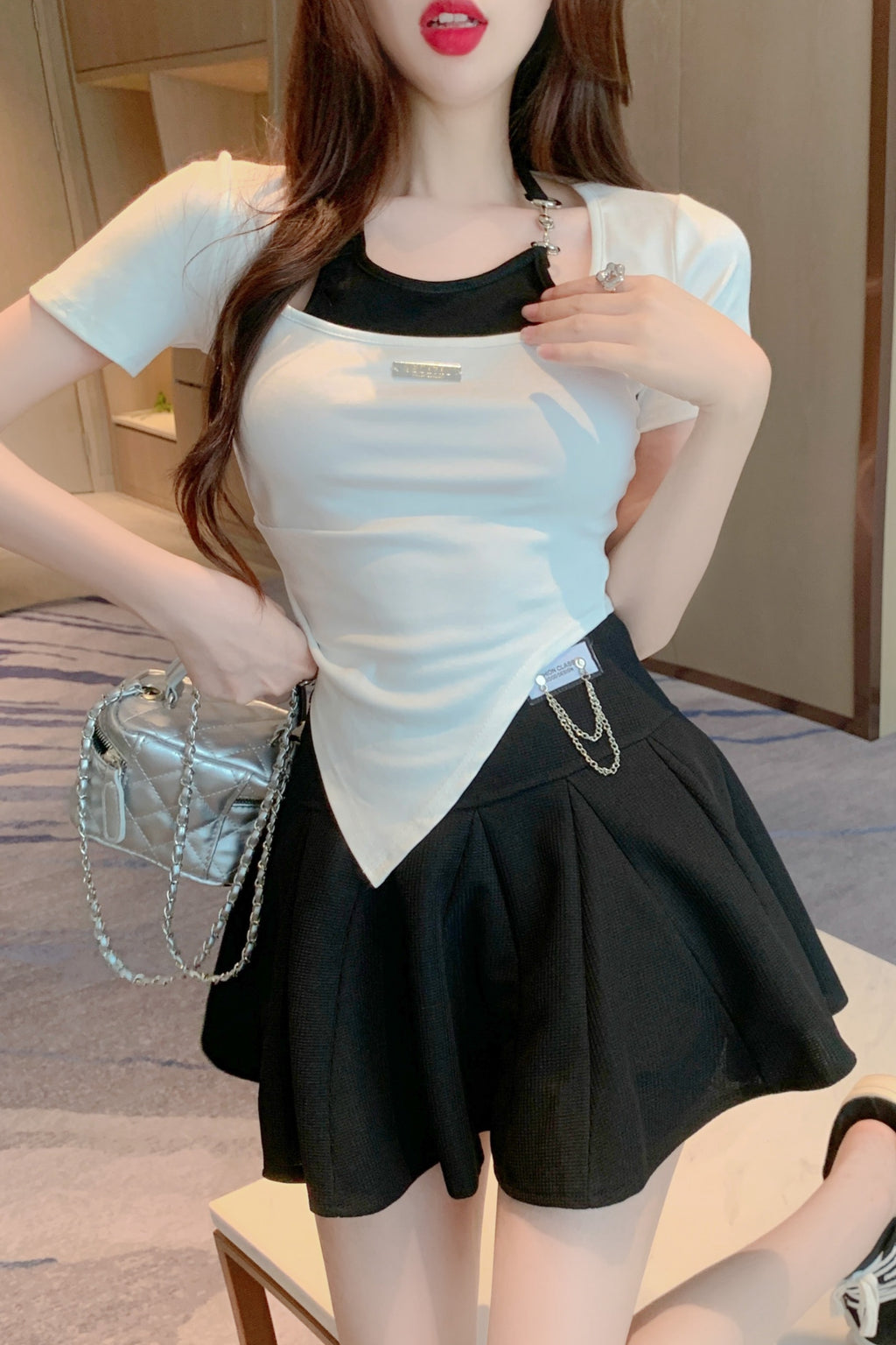 💕設計感掛脖假兩件不規則顯瘦上衣