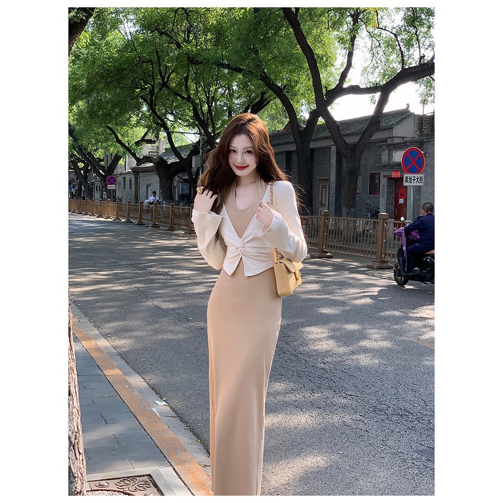 💕休閒氣質百搭扭結假兩件掛脖修身顯瘦連衣裙