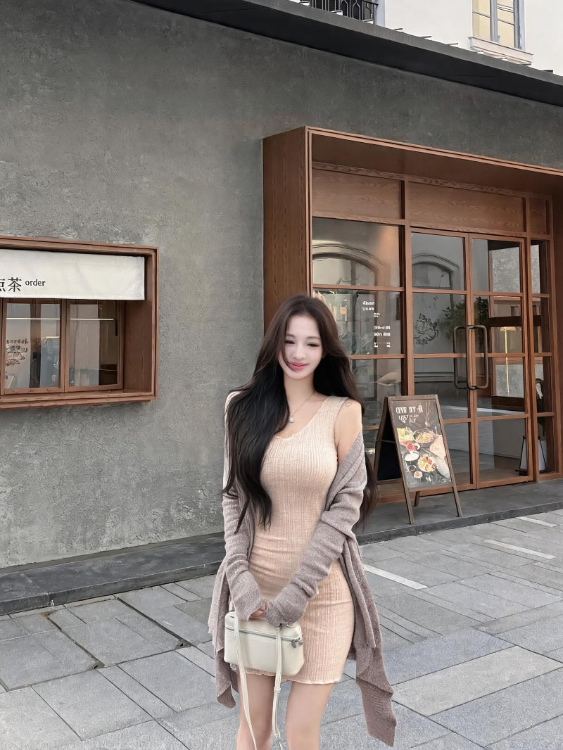💕簡約百搭圓領吊帶收腰包臀連身裙+開衫