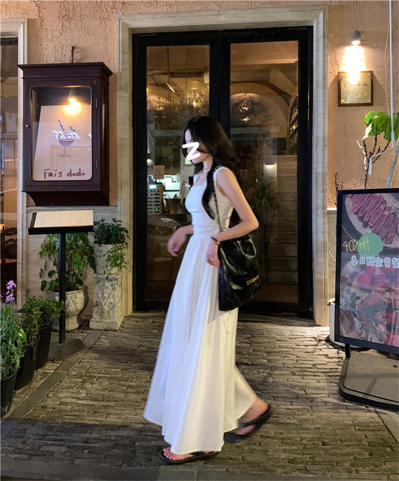 💕高級感法式白色收腰顯瘦吊帶連衣裙