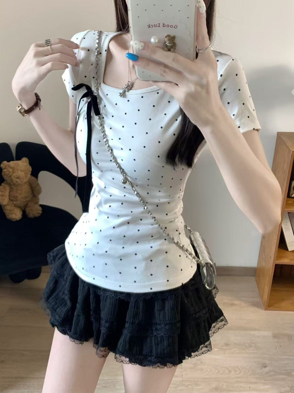 💕簡約百搭休閒帶胸墊蝴蝶結點點正肩上衣