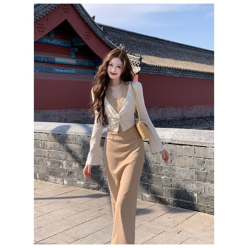 💕休閒氣質百搭扭結假兩件掛脖修身顯瘦連衣裙