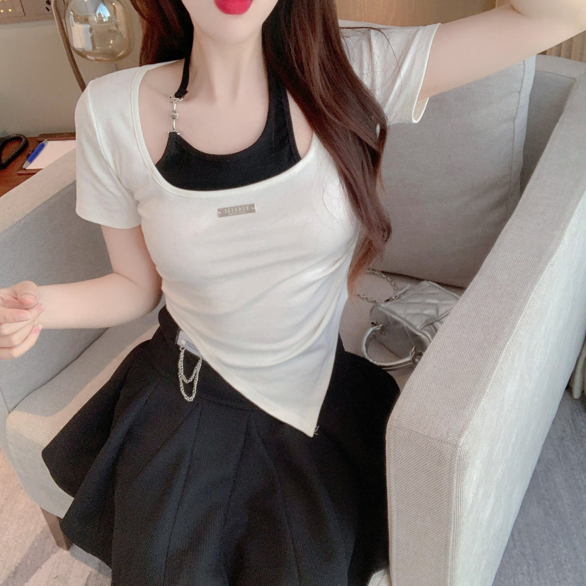 💕設計感掛脖假兩件不規則顯瘦上衣