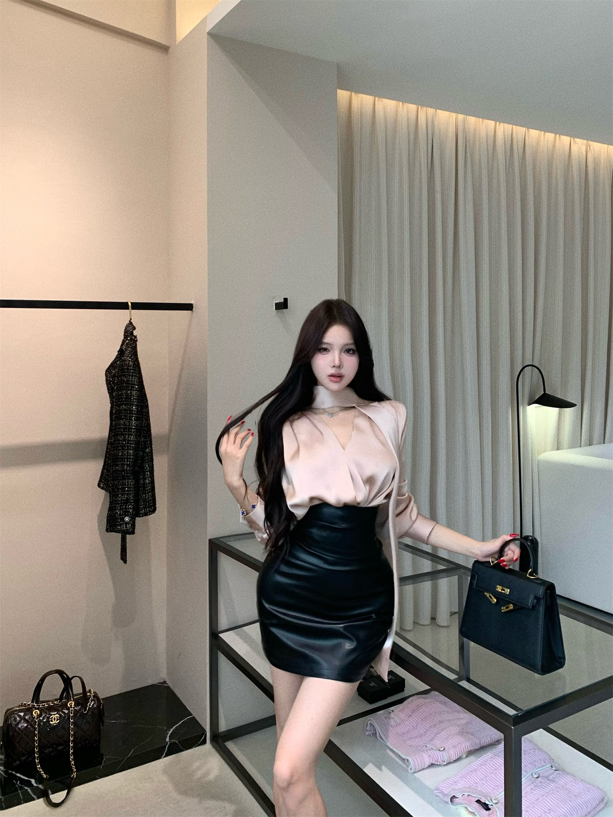 💕春秋酷感緞面襯衫皮短裙兩件套