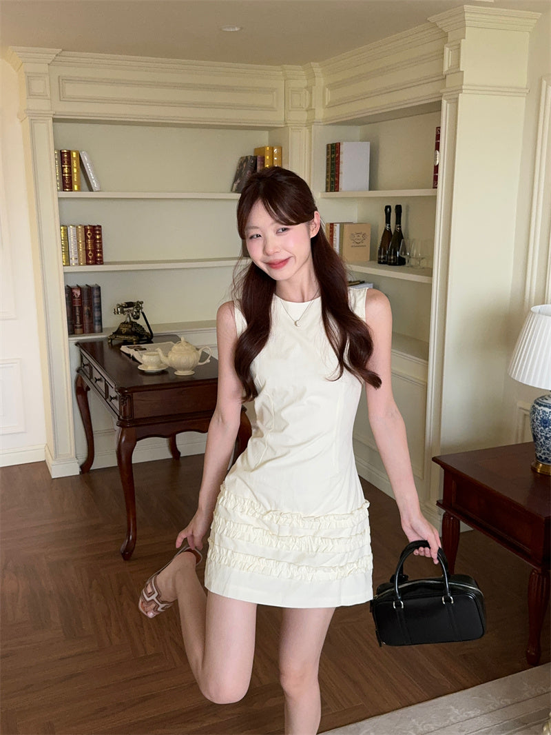 💕下擺木耳邊顯瘦背心連衣裙